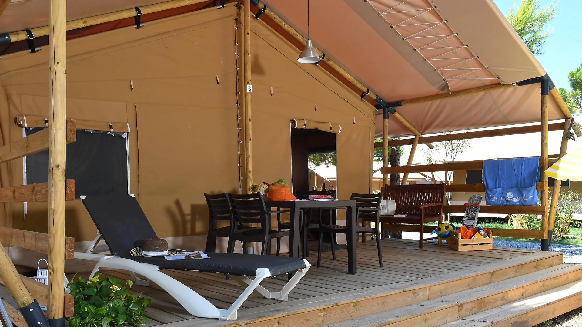 **** База отдыха Club Del Sole Romagna Family Resort Риччоне Италия
