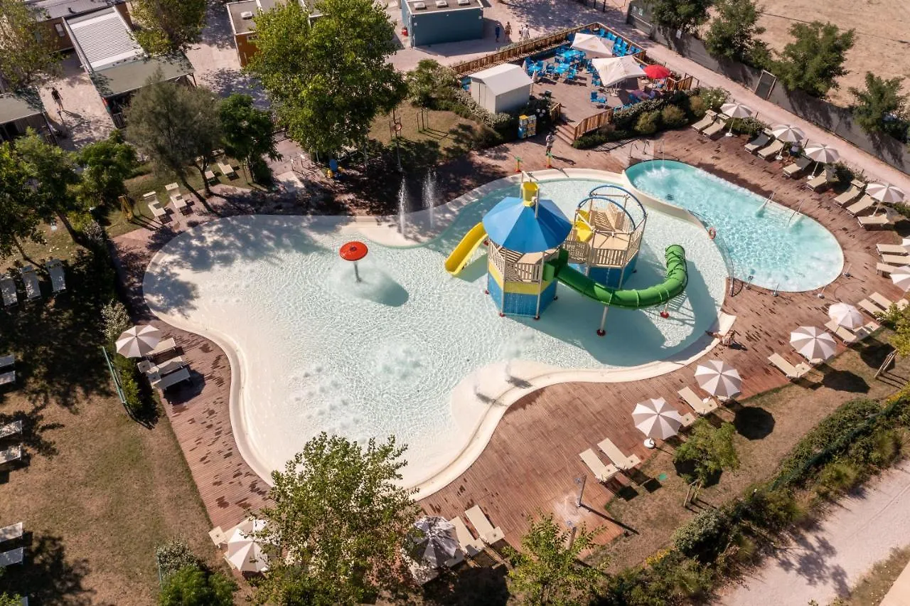 Club Del Sole Romagna Family Resort Риччоне